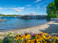 Takundewide Cottages beach