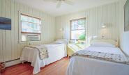 Takundewide Cottage #5 twinbedroomDSC_0631