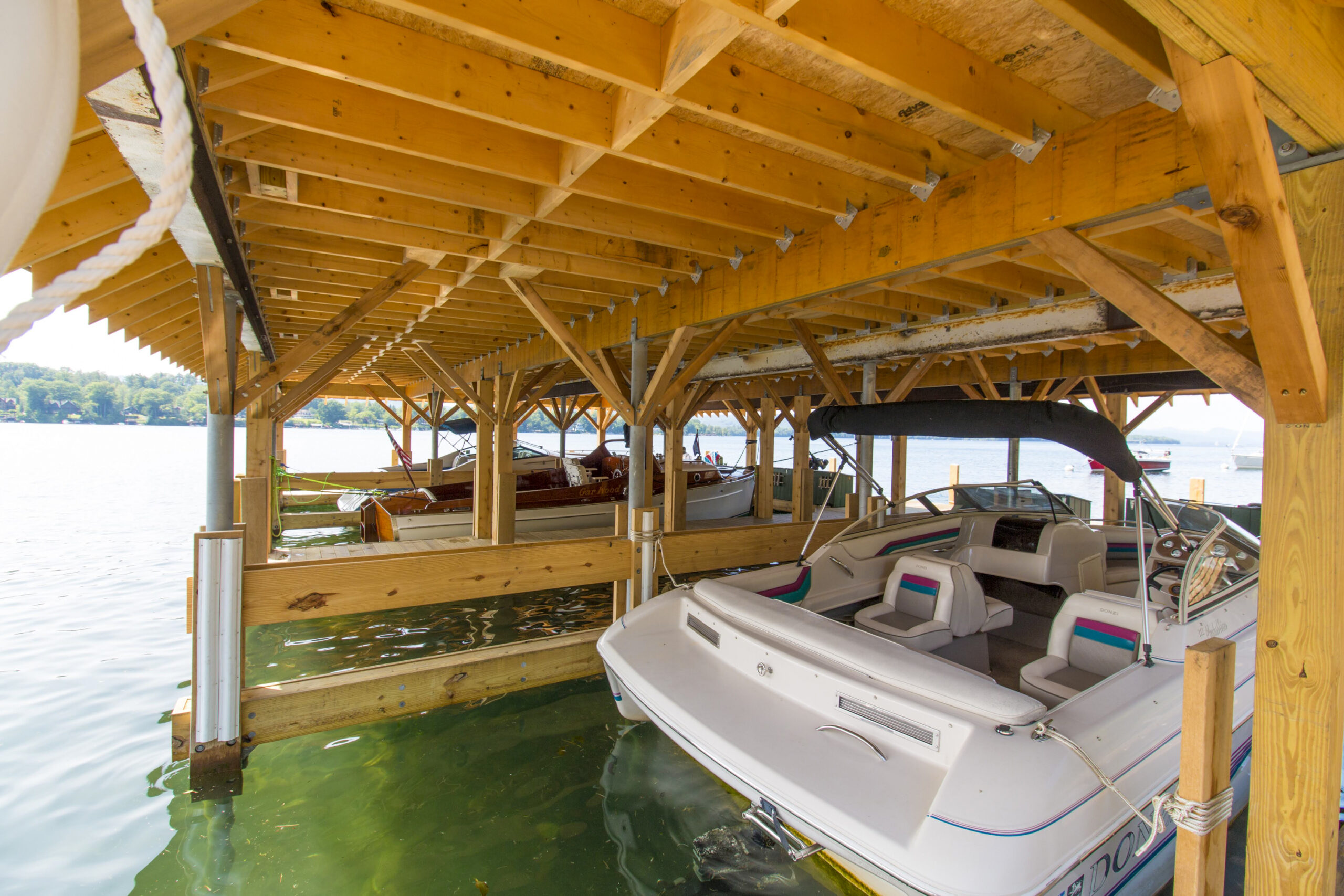 Lake George boat space and sailboat mooring rentals at Takundewide Cottages on Lake George